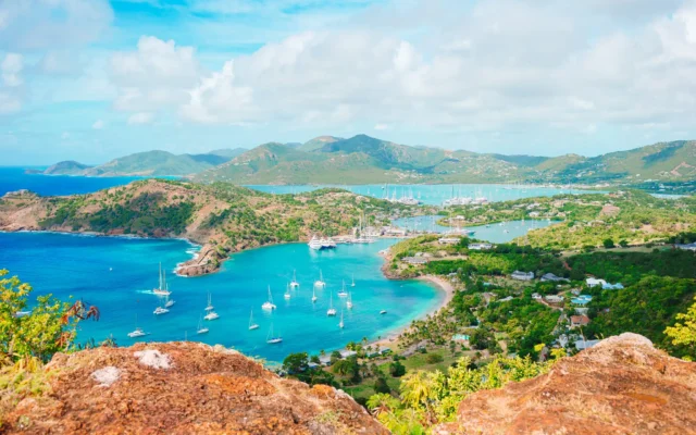 Quốc tịch Antigua and Barbuda: Lợi thế cho gia đình đông người