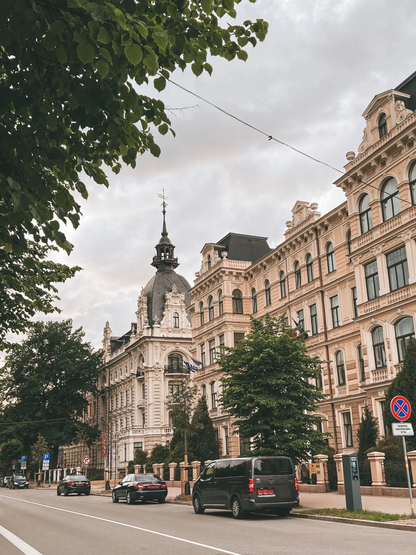 Dãy nhà kiến trúc Art Nouveau ở trung tâm Riga.