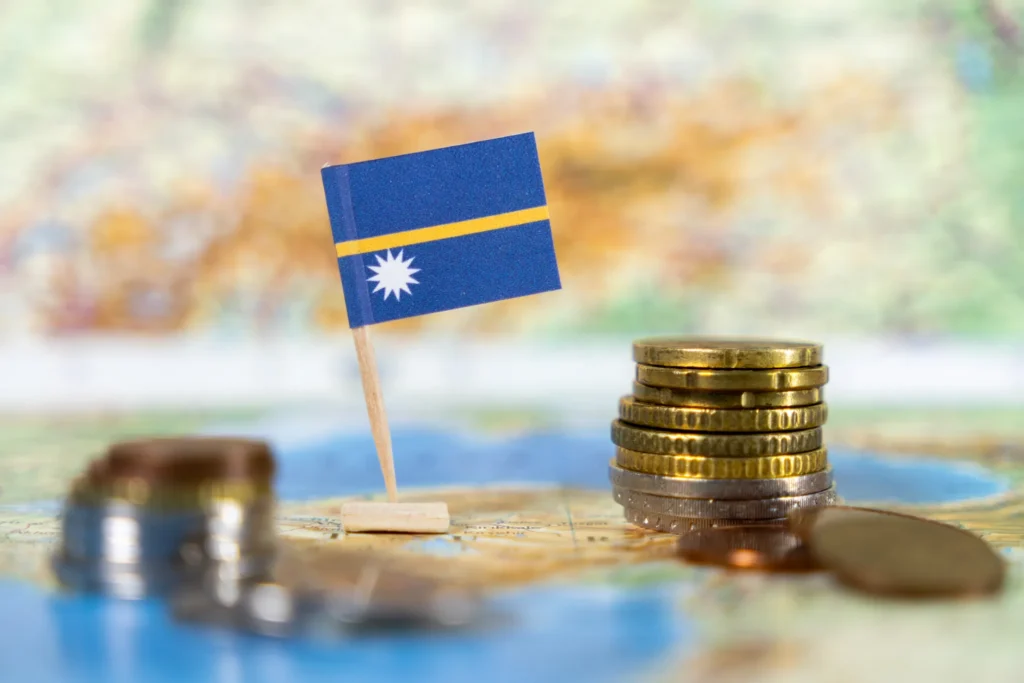Mức phí niêm yết 90.000 USD của Nauru và chi phí thực tế cho một gia đình