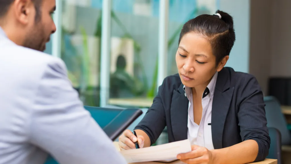 Luật Đất đai xếp người Việt Nam định cư ở nước ngoài vào 2 nhóm