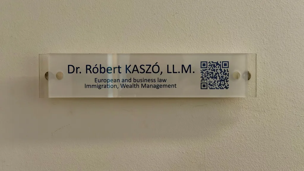 Dr. Róbert Kaszó's nameplate on the office wall